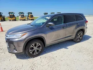 Toyota Highlander 3.5L 6 2019