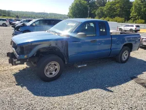 Dodge Dakota 3.7L 6 2005