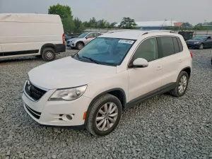 Volkswagen Tiguan 2.0L 4 2011