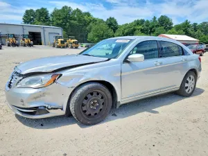 Chrysler 200 2.4L 4 2012