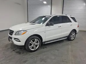 Mercedes-Benz ML 3.5L 6 2015
