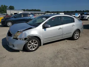Nissan Sentra 2.0L 4 2011