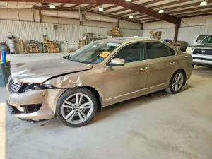 Volkswagen Passat 1.8L 4 2015