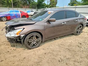 Nissan Altima 2.5L 4 2015