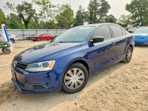 Volkswagen Jetta 2.0L 4 2014