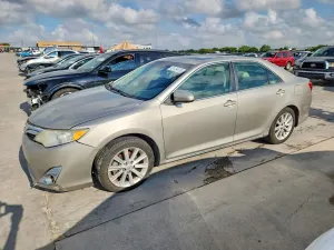 Toyota Camry 3.5L 6 2014