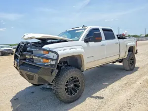 Chevrolet Silverado 1500 6.6L 8 2015