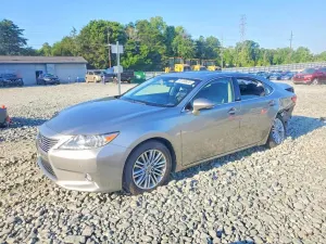 Lexus ES 3.5L 6 2015