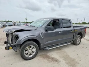 Ford F-150 5.0L 8 2025