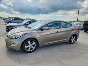 Hyundai Elantra 1.8L 4 2013