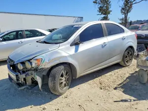 Chevrolet Aveo (Sonic) 1.8L 4 2014