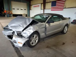 Ford Mustang 3.7L 6 2012