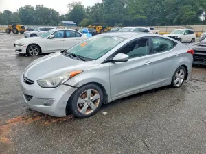 Hyundai Elantra 1.8L 4 2013