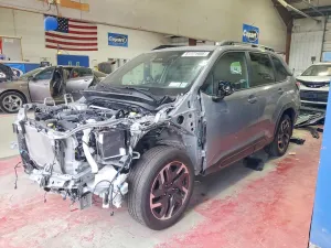 Subaru Forester 2.5L 4 2025