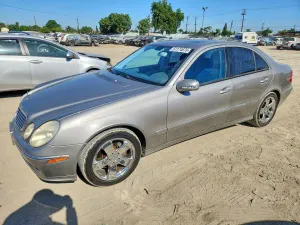 Mercedes-Benz E 5.0L 8 2004
