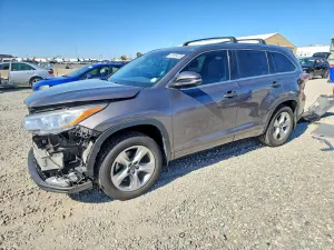 Toyota Highlander 3.5L 6 2016