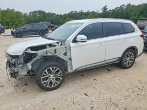 Mitsubishi Outlander 2.4L 4 2017