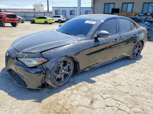 Alfa Romeo Giulia 2.0L 4 2018