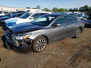 Nissan Altima 2.5L 4 2017