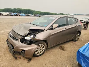 Hyundai Accent 1.6L 4 2012
