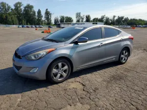 Hyundai Elantra 1.8L 4 2013