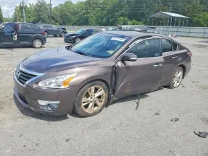 Nissan Altima 2.5L 4 2015