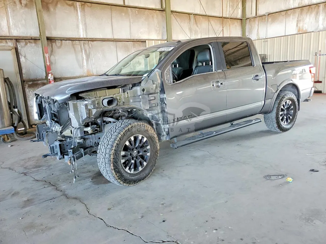 Nissan Titan 5.6L 8 2017