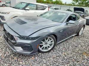 Ford Mustang 5.0L 8 2026