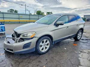 Volvo XC60 3.2L 6 2013