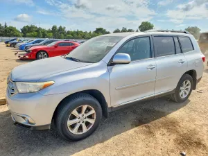 Toyota Highlander 3.5L 6 2011