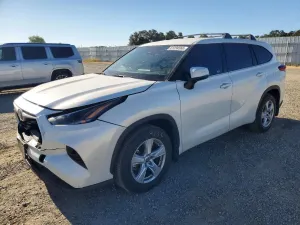 Toyota Highlander 3.5L 6 2021