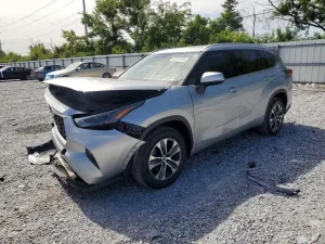 Toyota Highlander 3.5L 6 2022