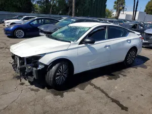 Nissan Altima 2.5L 4 2025