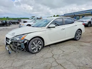 Nissan Altima 2.5L 4 2021