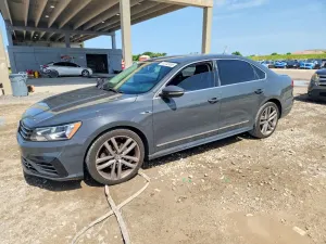 Volkswagen Passat 1.8L 4 2017