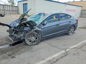 Hyundai Elantra 2.0L 4 2017