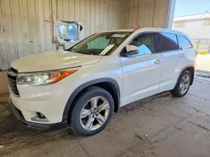 Toyota Highlander 3.5L 6 2016