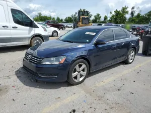 Volkswagen Passat SE 2.5L 5 2012