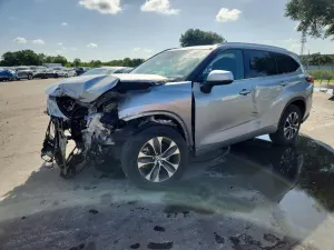 Toyota Highlander 3.5L 6 2020