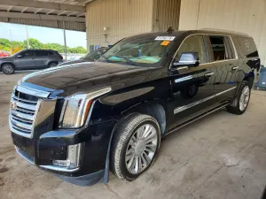 Cadillac Escalade 6.2L 8 2016