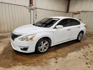 Nissan Altima 2.5L 4 2015