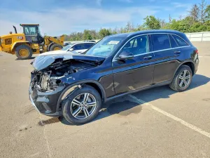 Mercedes-Benz GLC 2.0L 4 2021