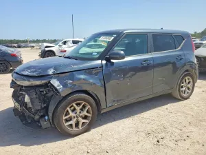 Kia Soul 2.0L 4 2020
