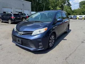 Toyota Sienna 3.5L 6 2018