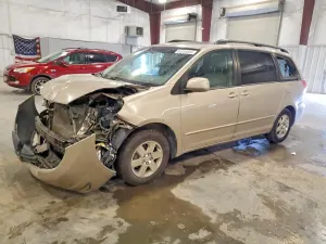 Toyota Sienna 3.3L 6 2004