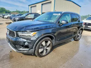 Volvo XC40 2.0L 4 2019