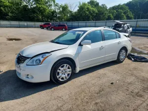 Nissan Altima 2.5L 4 2012