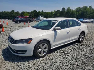 Volkswagen Passat 1.8L 4 2015