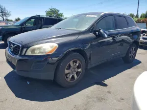 Volvo XC60 3.2L 6 2012