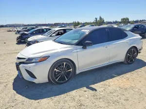 Toyota Camry 2.5L 4 2018